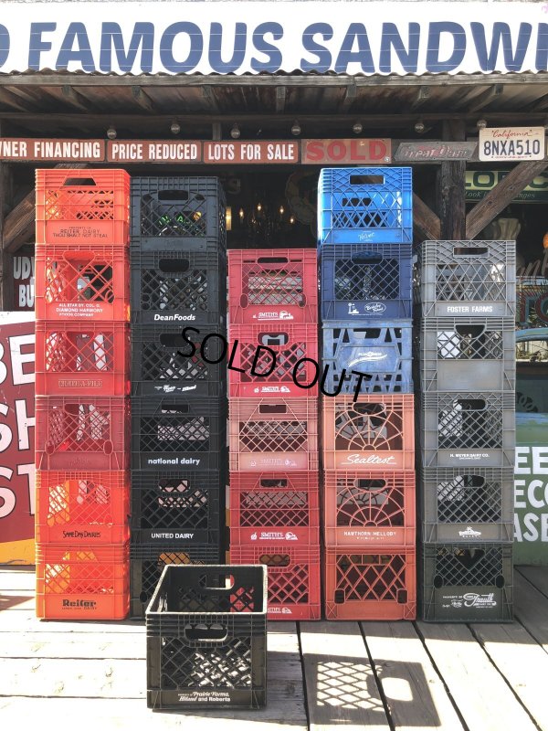 画像9: Vintage USA  DAIRY FOODS Heavy Duty Plastic Milk Crate CRYSTAL (K) 