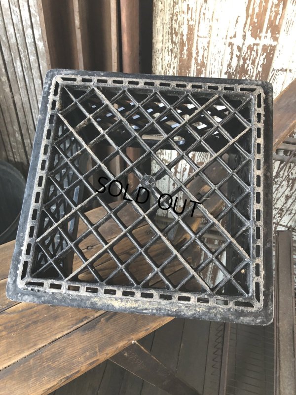 画像8: Vintage USA  DAIRY FOODS Heavy Duty Plastic Milk Crate Prairie farms (H) 