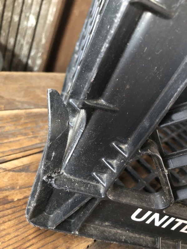 画像6: Vintage USA  DAIRY FOODS Heavy Duty Plastic Milk Crate UNNITED DAIRY (L) 