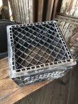 画像8: Vintage USA  DAIRY FOODS Heavy Duty Plastic Milk Crate Prairie farms (G)  (8)