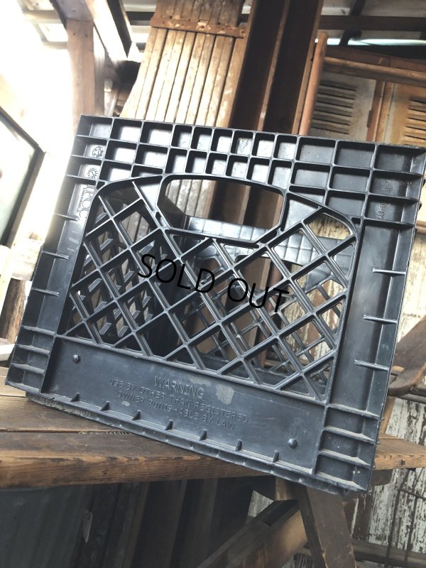 画像2: Vintage USA  DAIRY FOODS Heavy Duty Plastic Milk Crate CRYSTAL (K) 