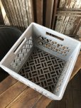 画像5: Vintage USA  DAIRY FOODS Heavy Duty Plastic Milk Crate FOSTER FARMS (P)  (5)