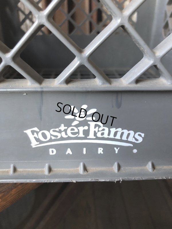 画像4: Vintage USA  DAIRY FOODS Heavy Duty Plastic Milk Crate Foster Farms (M) 