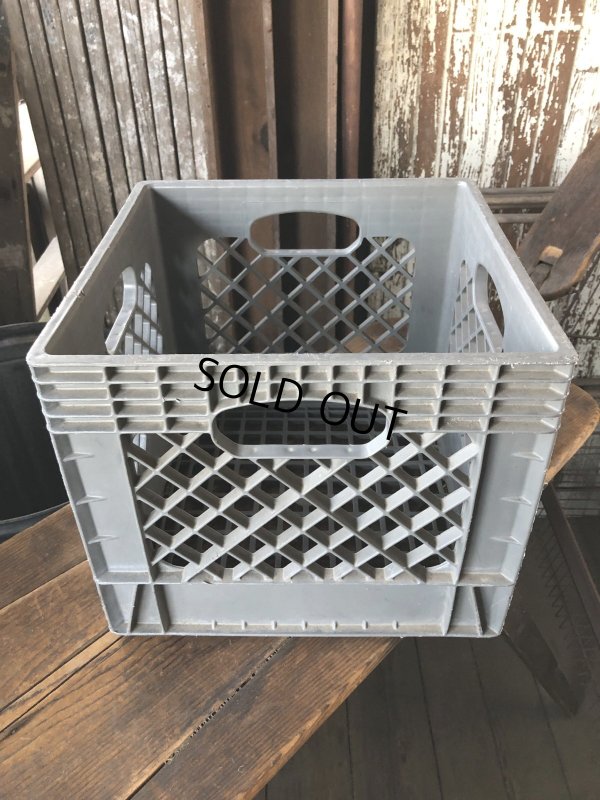 画像2: Vintage USA  DAIRY FOODS Heavy Duty Plastic Milk Crate Foster Farms (M) 