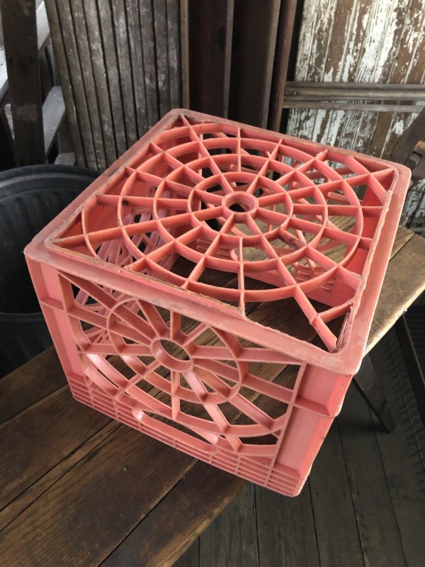 画像8: Vintage USA  DAIRY FOODS Heavy Duty Plastic Milk Crate HAWTHORN MELLODY (X) 