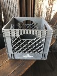 画像1: Vintage USA  DAIRY FOODS Heavy Duty Plastic Milk Crate Foster Farms (M)  (1)