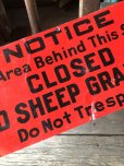 画像3: Vintage NOTICE  The Area Behind This Signls  CLOSED  TO SHEEP GRAZING  Do Not Trespass Sign (A061) (3)