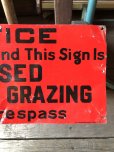 画像4: Vintage NOTICE  The Area Behind This Signls  CLOSED  TO SHEEP GRAZING  Do Not Trespass Sign (A061) (4)