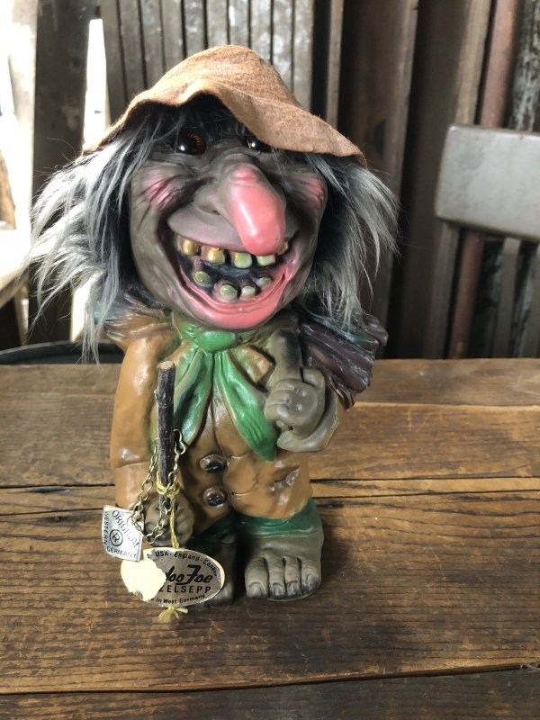 画像1: 60s Vintage Heico Troll Carrying Firewood Nodder Bobble Head (A080)