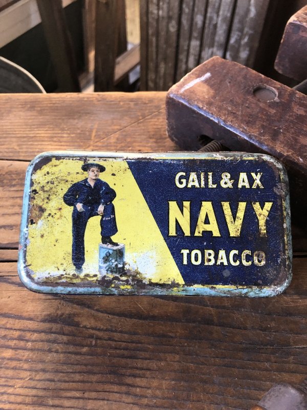 画像1: Early 1900s Antique GAIL & AX NAVY Tobacco Tin Can (A085) 