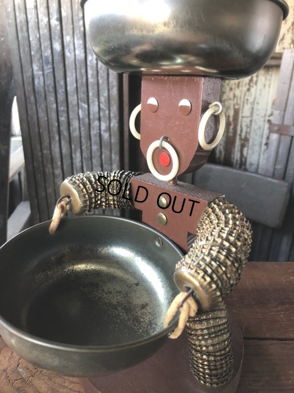 画像10: 50s Vintage Bottle Cap Man Figurine Mid Century Folk Art (A090) 