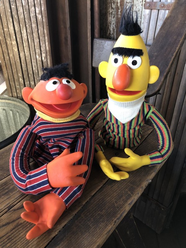 画像2: 70s Vintage Sesame Street Hand Puppet Doll Ernie Bert Large Version (A106) 