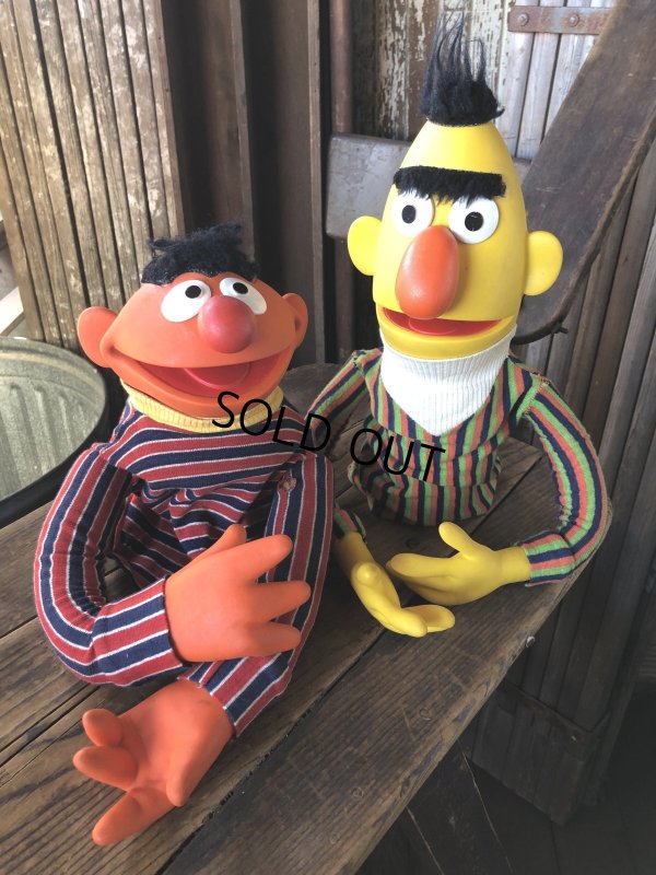 画像2: 70s Vintage Sesame Street Hand Puppet Doll Ernie Bert Large Version (A106) 