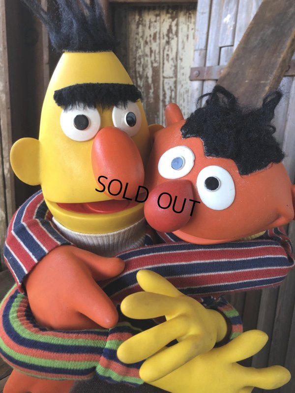 画像9: 70s Vintage Sesame Street Hand Puppet Doll Ernie Bert Large Version (A106) 