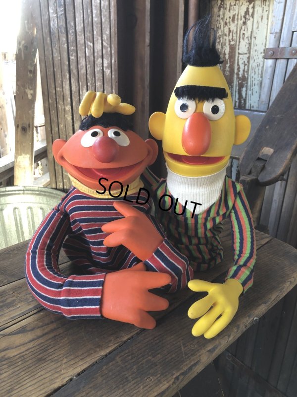 画像1: 70s Vintage Sesame Street Hand Puppet Doll Ernie Bert Large Version (A106) 