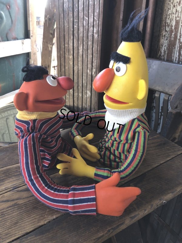 画像4: 70s Vintage Sesame Street Hand Puppet Doll Ernie Bert Large Version (A106) 