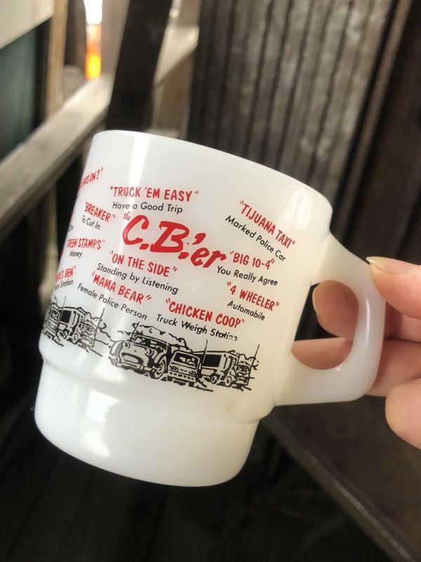 画像1: 80s Vintage Anchor Hocking Fire King C.B. 'er  Mug (A110)