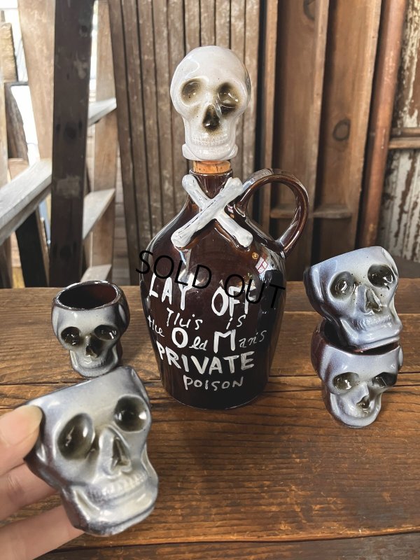画像31: 50s Vintage SKULL " LAY OFF " Poison Decanter Bottle w/Shot Glass (B619)
