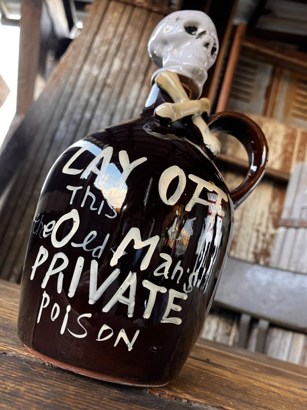 画像11: 50s Vintage SKULL " LAY OFF " Poison Decanter Bottle (A122)
