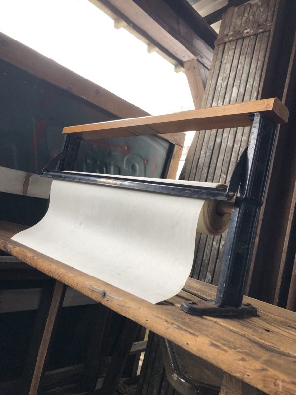 画像17: Vintage General Store Counter Top Paper Roll Holder Cutter Dispenser (A123) 