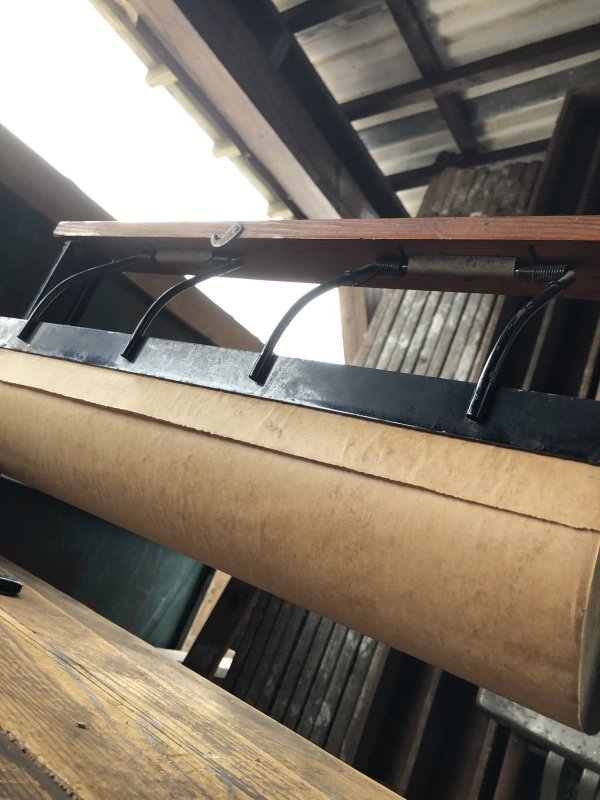 画像18: Vintage General Store Counter Top Paper Roll Holder Cutter Dispenser (A124) 