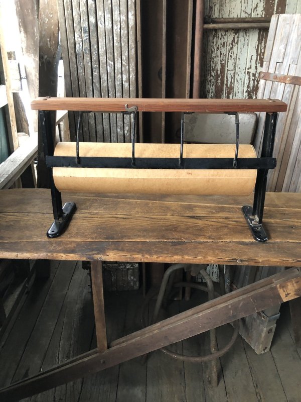 画像3: Vintage General Store Counter Top Paper Roll Holder Cutter Dispenser (A124) 