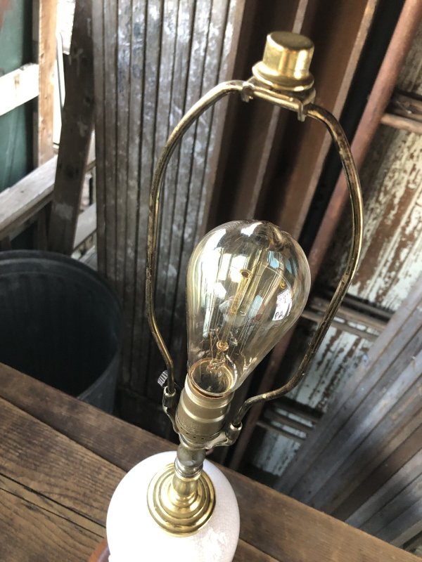 画像16: Vintage MCM Wood x Ceramic Table Lamp Set (A128)