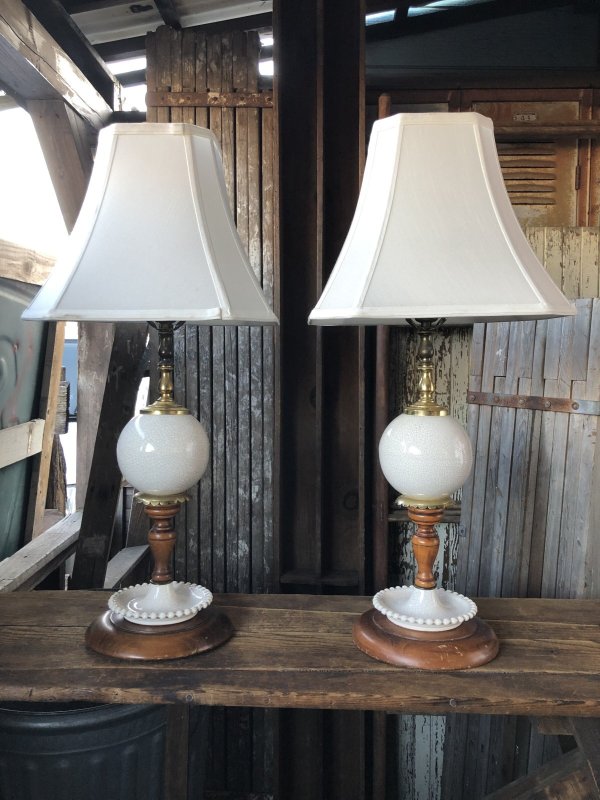 画像1: Vintage MCM Wood x Ceramic Table Lamp Set (A128)