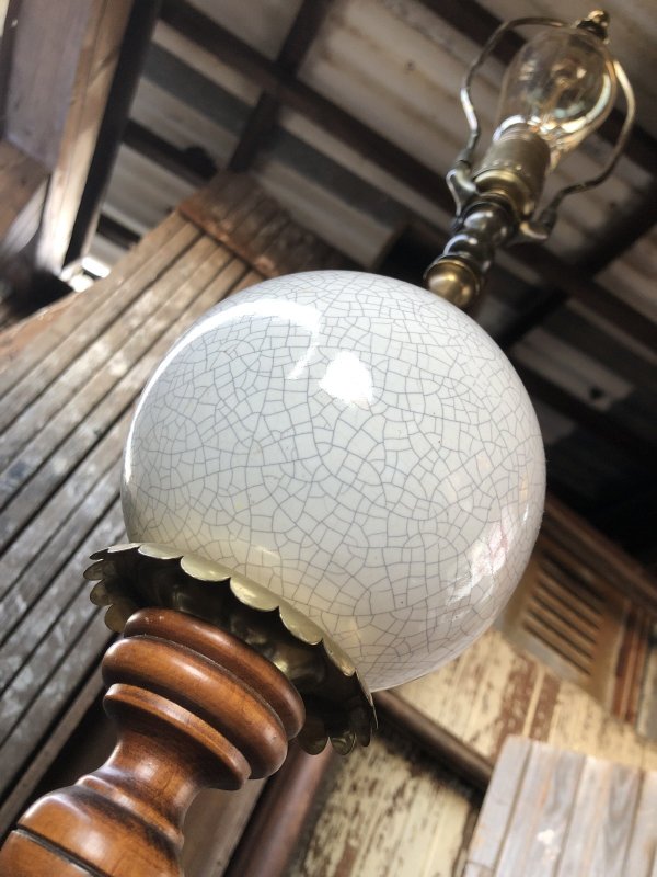 画像9: Vintage MCM Wood x Ceramic Table Lamp Set (A128)