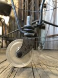 画像9: Vintage Metal Wire Folding Laundry Cart Basket on Wheels (A131)  (9)