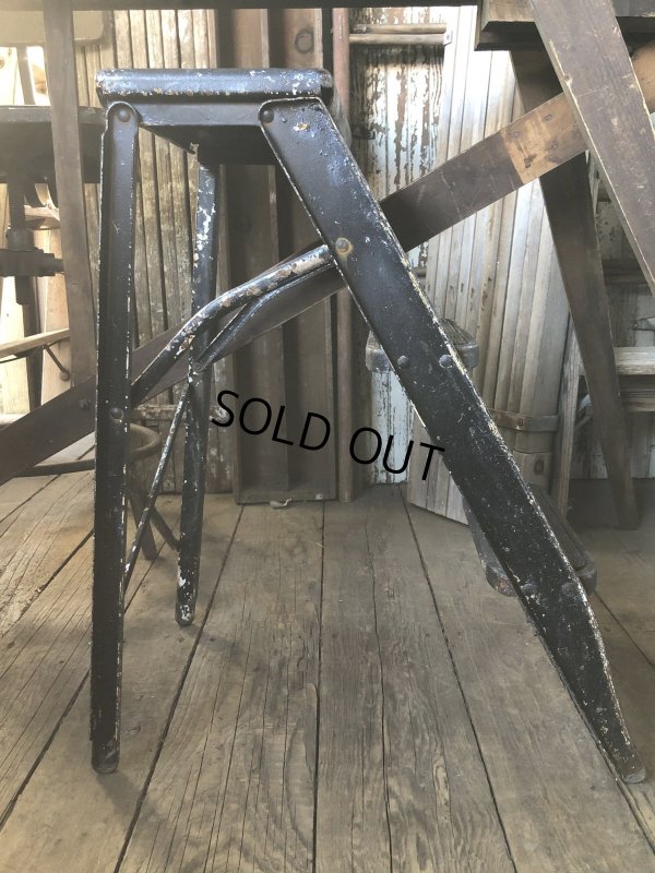 画像5: Vintage Metal Step Ladder (A133)