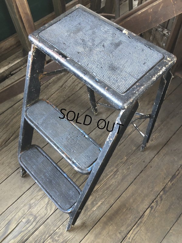 画像9: Vintage Metal Step Ladder (A133)