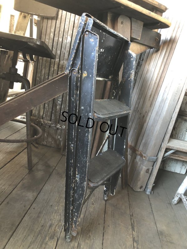 画像14: Vintage Metal Step Ladder (A133)