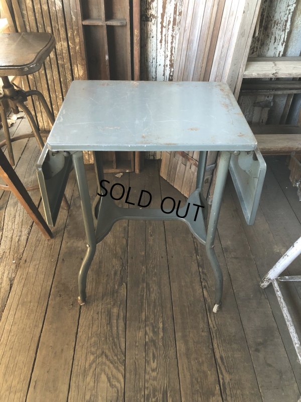 画像1: Vintage U.S.A Industrial Typewriter Tables on Casters (A134)
