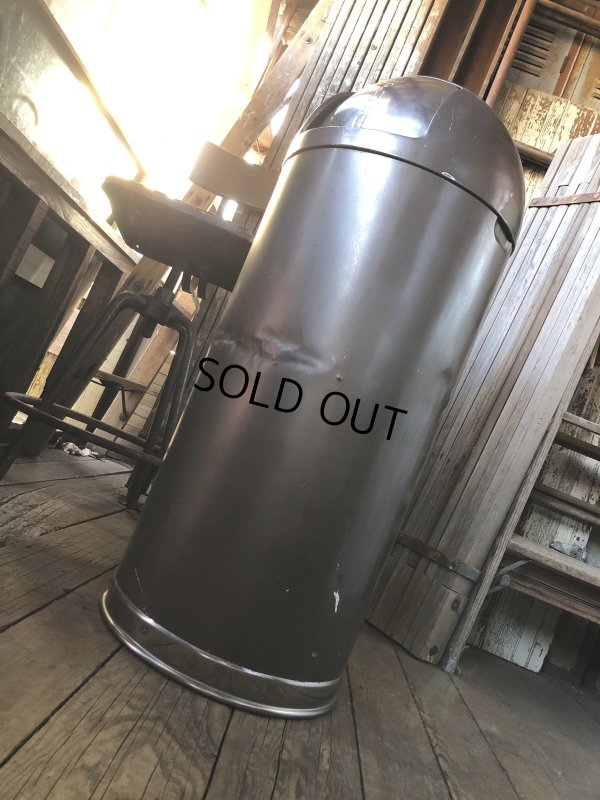 画像4: Vintage UNITED Pennsylvania Industrial Dome Top Torpedo Trash Can (A135)
