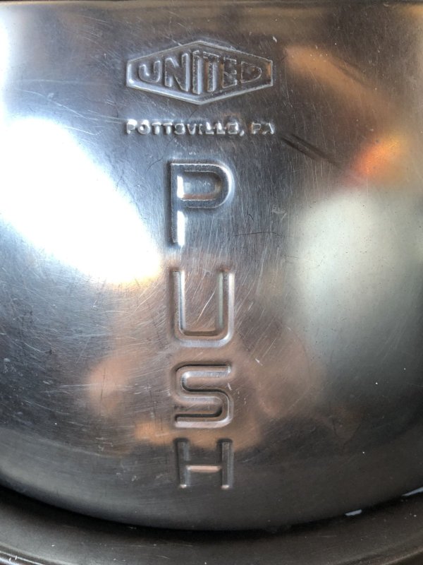 画像3: Vintage UNITED Pennsylvania Industrial Dome Top Torpedo Trash Can (A135)