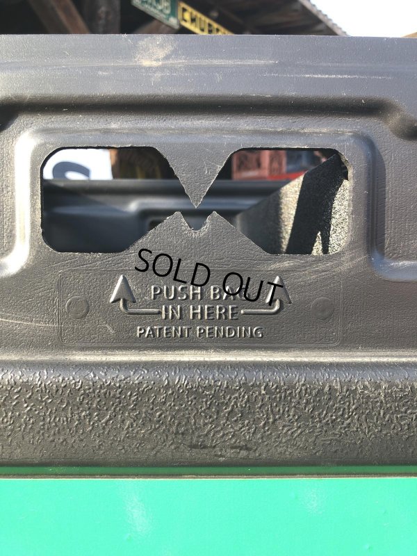 画像14: Vintage Sinclair Oil Gas Station Trash Can Unit (A136)