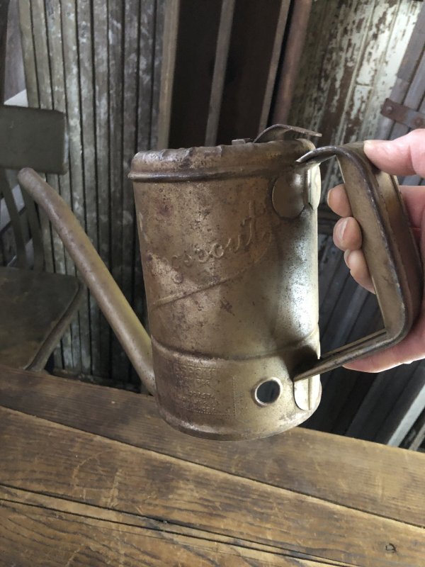 画像12: Vintage One Quart Oil Dispenser Jug Swing Pout (A140)