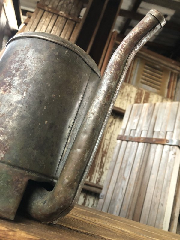 画像4: Vintage Half Gallon Oil Dispenser Jug Swing Pout (A141)