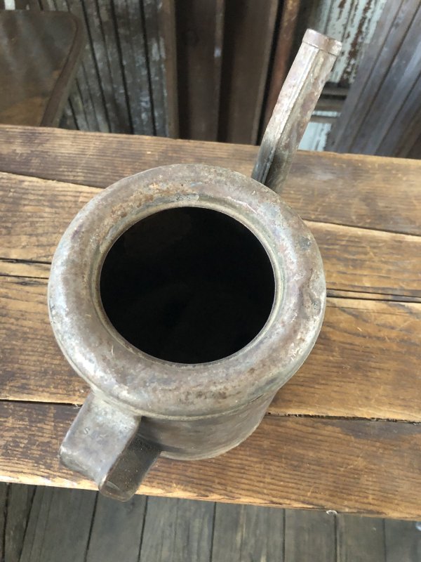 画像10: Vintage Half Gallon Oil Dispenser Jug Swing Pout (A141)