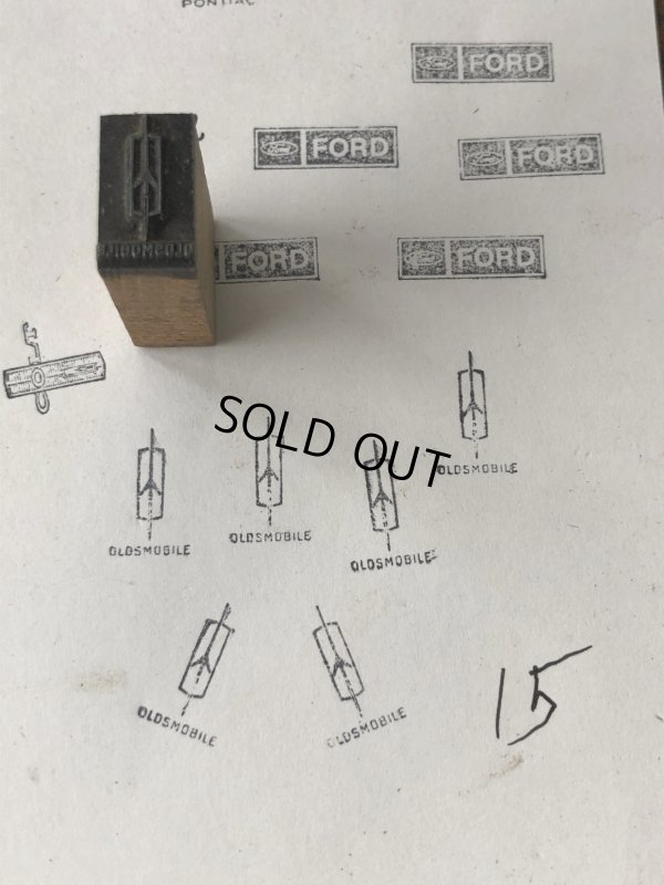画像1: Vintage letterpress Printing Block OLDS MOBILE 15 (A171) 