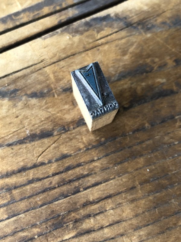 画像2: Vintage letterpress Printing Block PONTIAC 13 (A169) 