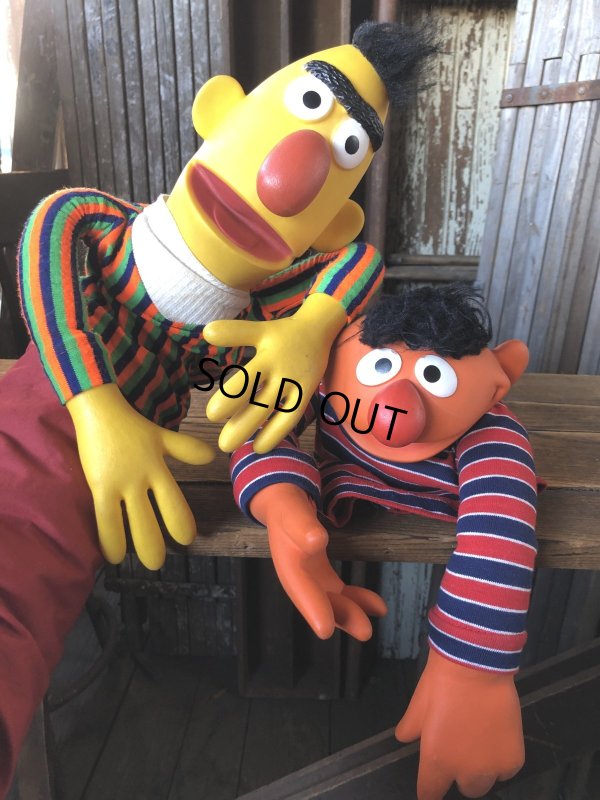 画像11: 70s Vintage Sesame Street Ernie and Bert Hand Puppet Doll SET (A209)