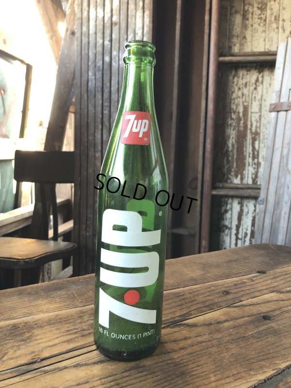 画像1: 70s Vintage 7UP Soda Green Glass Bottle 16FL OZ (A235) 