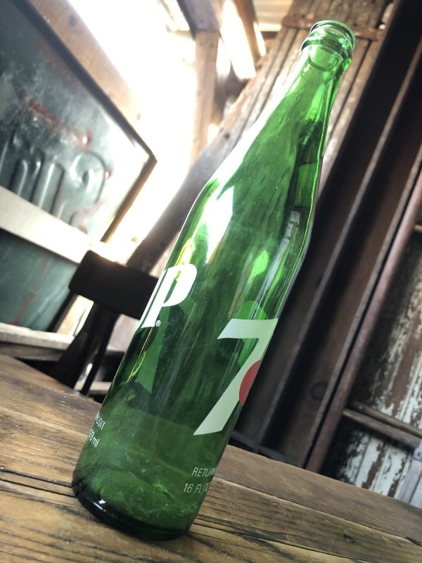 画像4: 70s Vintage 7UP Soda Green Glass Bottle 16FL OZ (A227) 