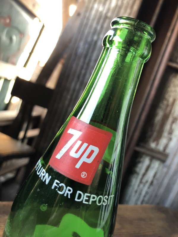 画像7: 70s Vintage 7UP Soda Green Glass Bottle 16FL OZ (A233) 
