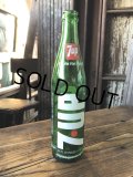 70s Vintage 7UP Soda Green Glass Bottle 16FL OZ (A232) 