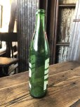 画像2: 70s Vintage 7UP Soda Green Glass Bottle 16FL OZ (A235)  (2)