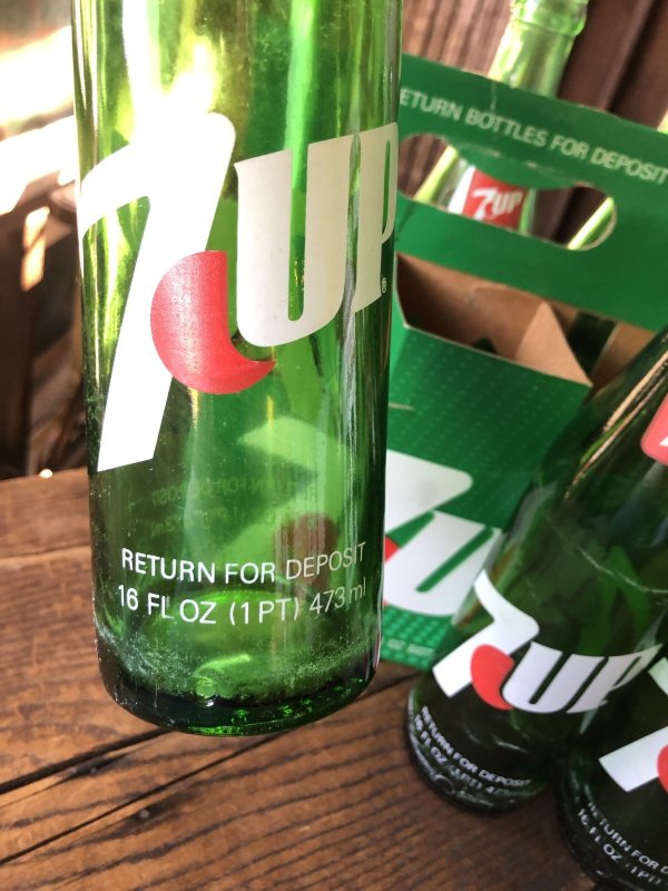 画像10: 70s Vintage 7UP Soda Green Glass Bottle 16FL OZ w/ 6 Pack Cardboard Carrier SET (A226) 