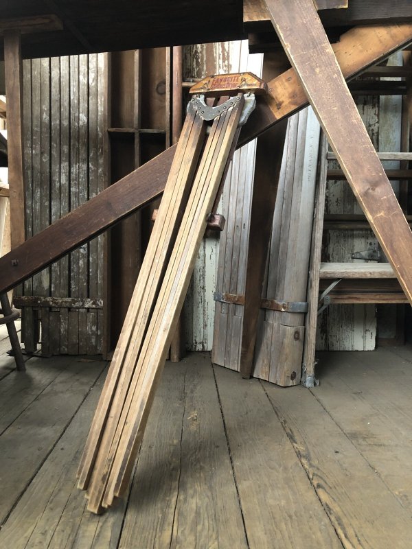 画像2: Vintage FAVORITE Folding Wall Mounted Wooden Clothes Dryer Rack (A236)